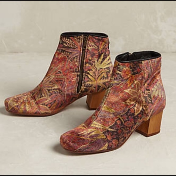 Anthropologie Shoes - Anthro Hudson London Velvet Booties